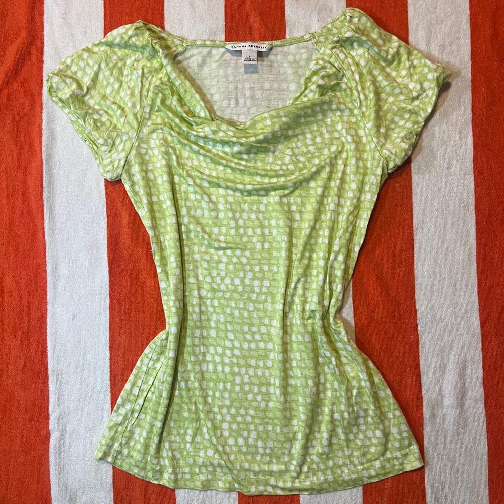 Banana Republic Light Green Patterned Blouse
